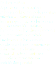 Elaboración: A partir de uva albariña seleccionada a mano de nuestros viñedos se obtuvo el mosto lágrima que, tras su clarificación por decantación estática, fermentó con levadura autóctona a temperatura controlada.
Finalizada la fermentación alcohólica el vino permaneció sobre sus lías durante 4 meses, desarrollando durante este periodo la fermentación maloláctica parcial.
